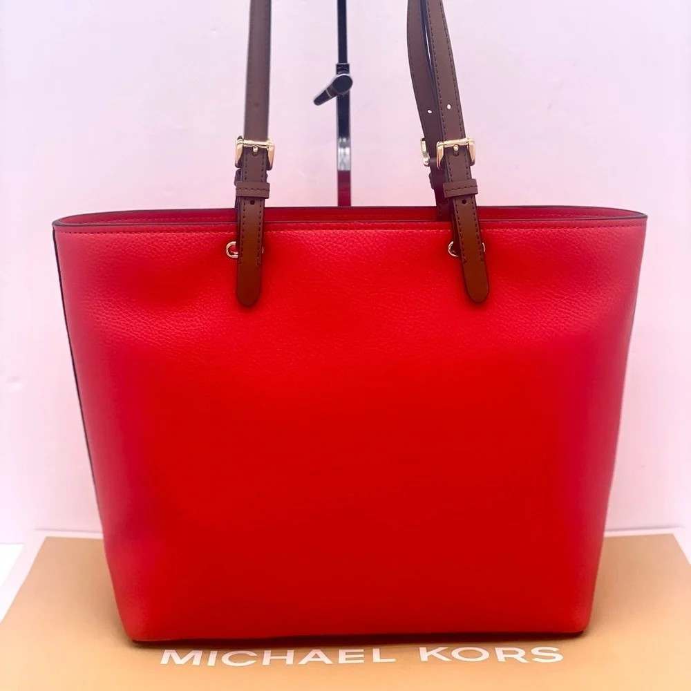 Michael Kors stylish red